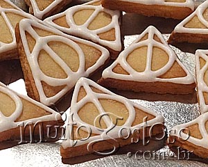 receita de biscoitos com símbolo das Relíquias da Morte do livro Harry Potter