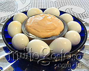 receita de ovo de codorna com molho rose